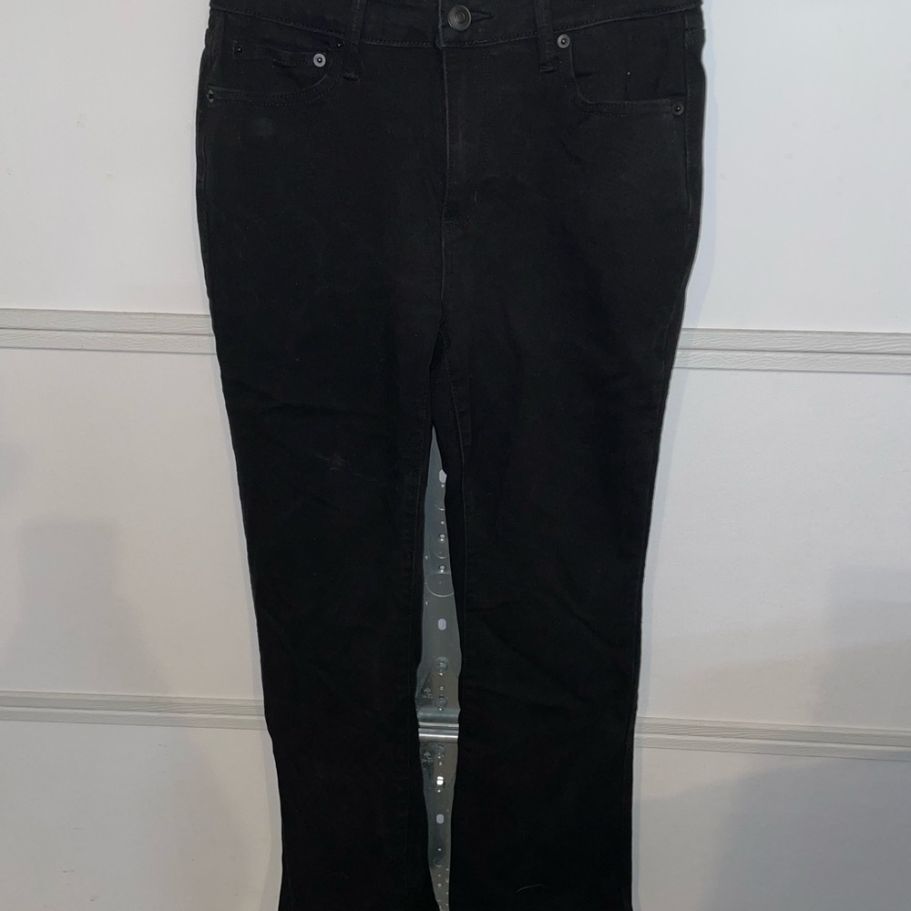 Fit-n-Flare Black Jeans